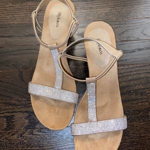 Style & co nude wedges
